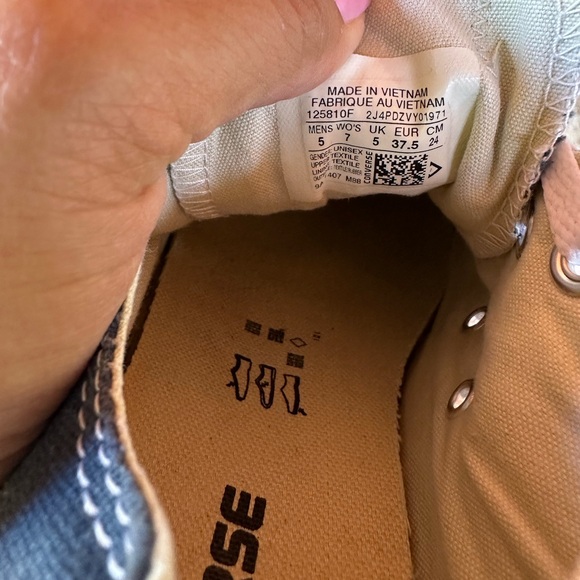 Converse navy and White Low Top Sneakers - Picture 9 of 10